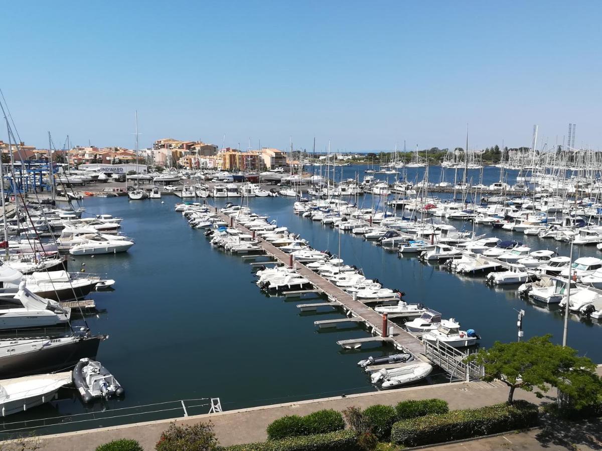 Studio Cabine Vue Port Avec Parking Prive, Piscine, Parc, Boulodrome Agde Exteriör bild