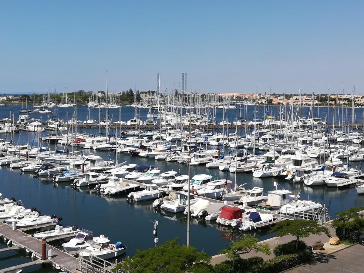 Studio Cabine Vue Port Avec Parking Prive, Piscine, Parc, Boulodrome Agde Exteriör bild