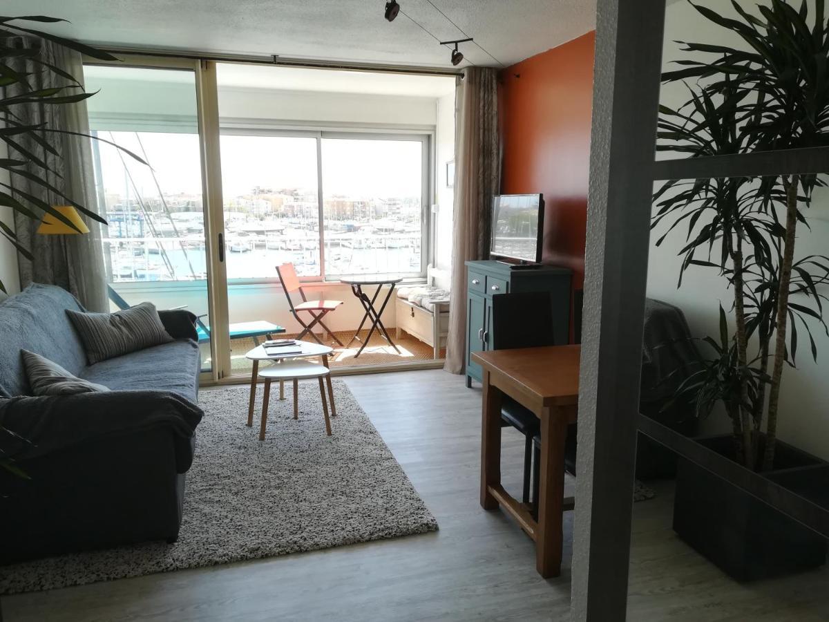 Studio Cabine Vue Port Avec Parking Prive, Piscine, Parc, Boulodrome Agde Exteriör bild